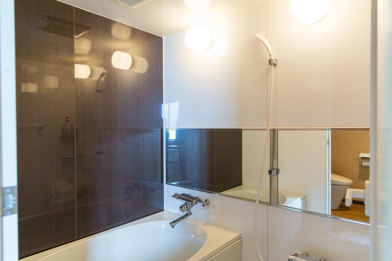 Uehonmachi Plaza Hotel (Adults Only) Osaka Buitenkant foto