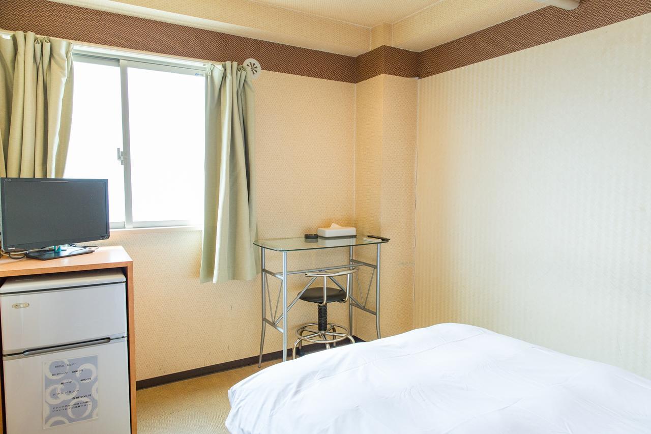 Uehonmachi Plaza Hotel (Adults Only) Osaka Buitenkant foto