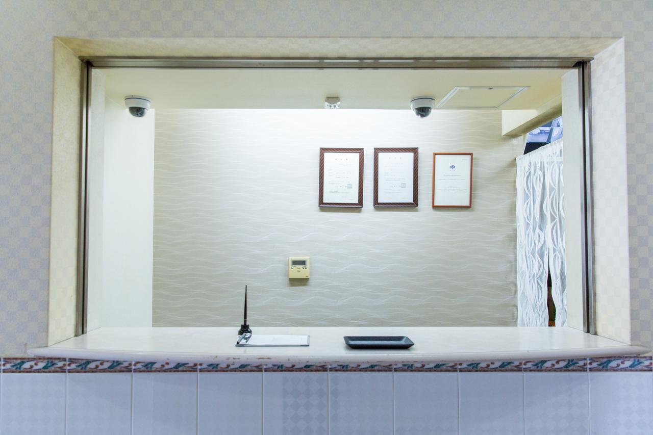 Uehonmachi Plaza Hotel (Adults Only) Osaka Buitenkant foto