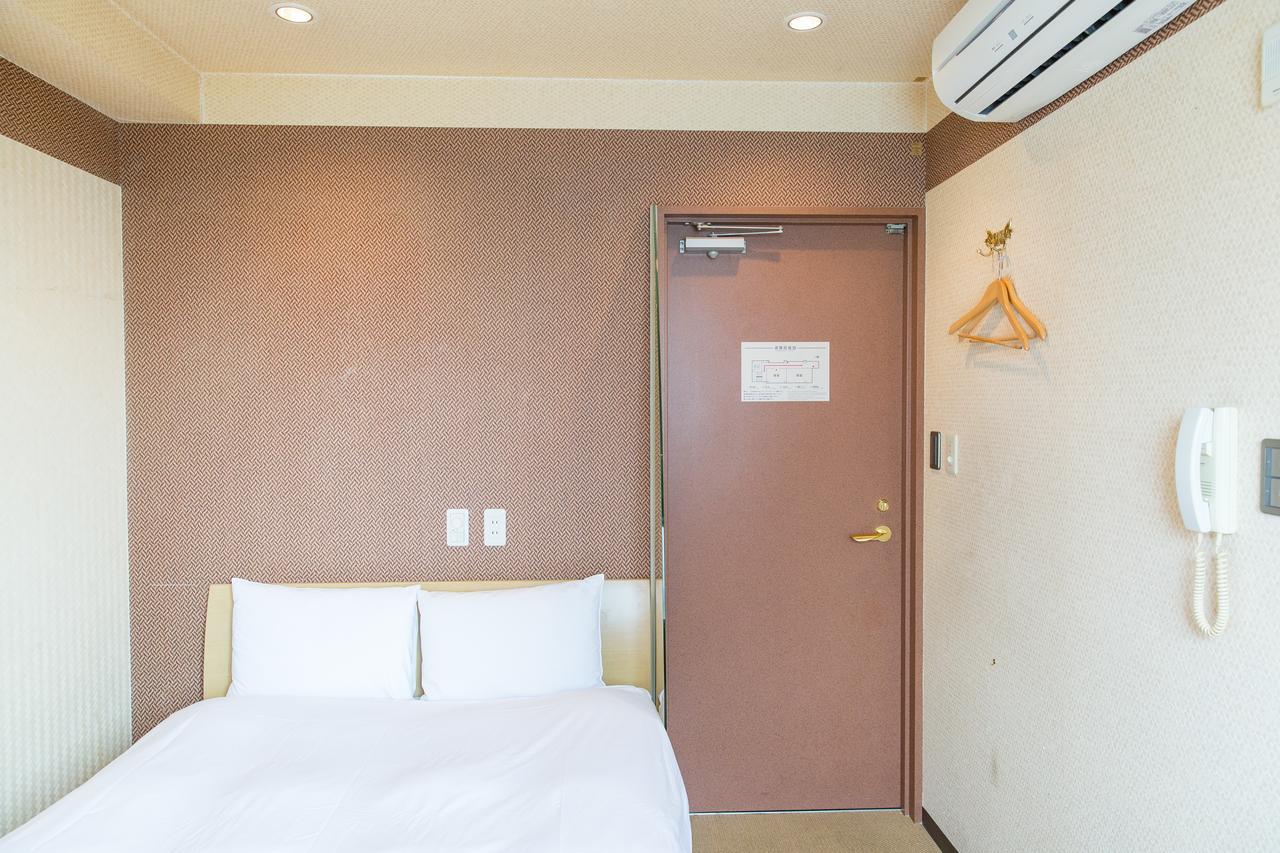 Uehonmachi Plaza Hotel (Adults Only) Osaka Buitenkant foto