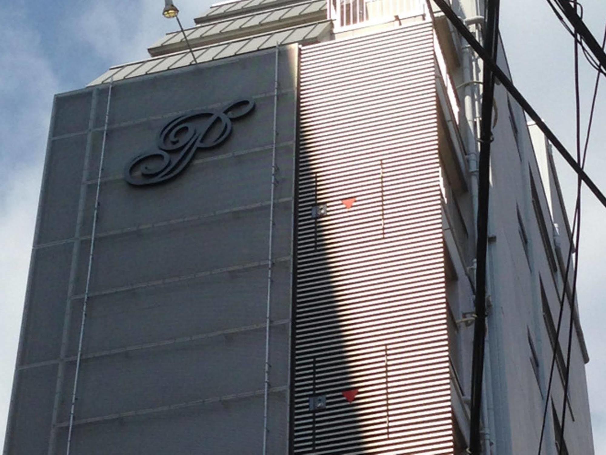 Uehonmachi Plaza Hotel (Adults Only) Osaka Buitenkant foto